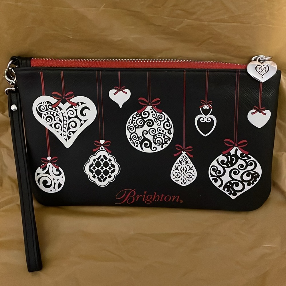 Brighton Holiday Wristlet
